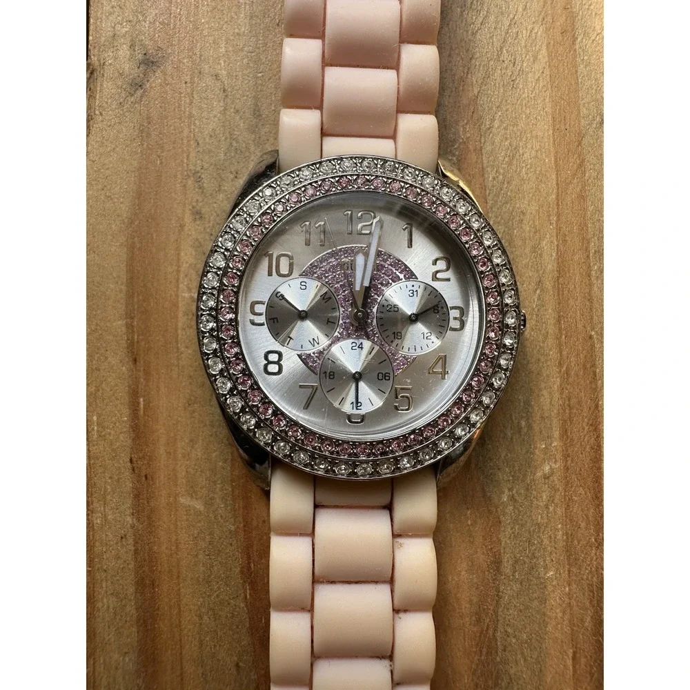 Guess Ladies Multifunction Pink Watch G10197L Water Resistant To 350 FT WORKS - Picture 5 of 14